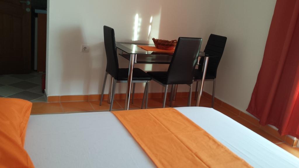 Apartments Aza Dobra Voda Cameră foto