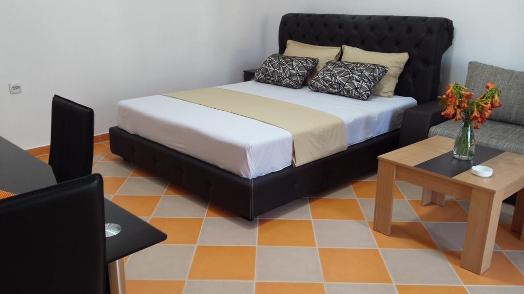 Apartments Aza Dobra Voda Cameră foto