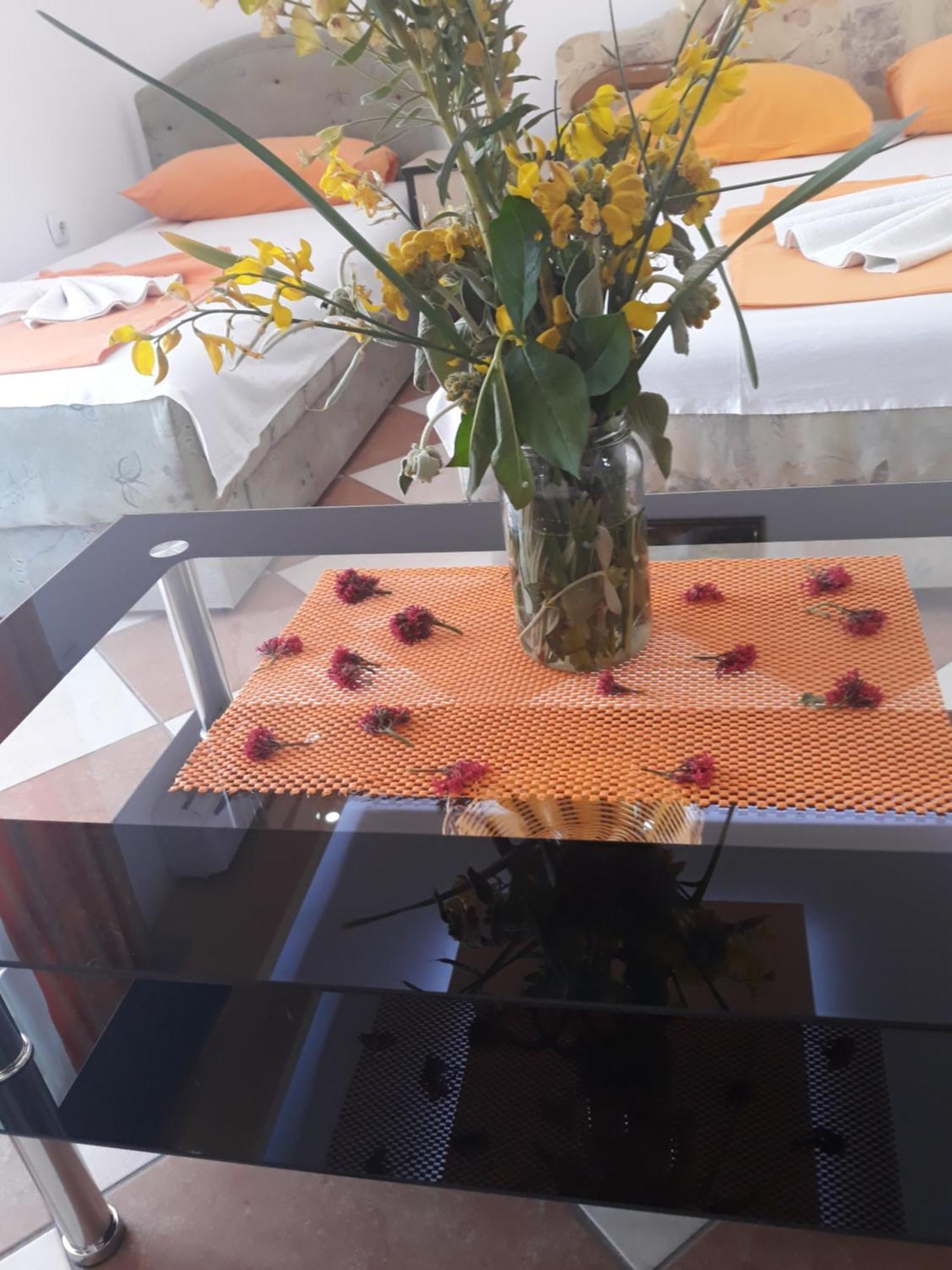 Apartments Aza Dobra Voda Cameră foto