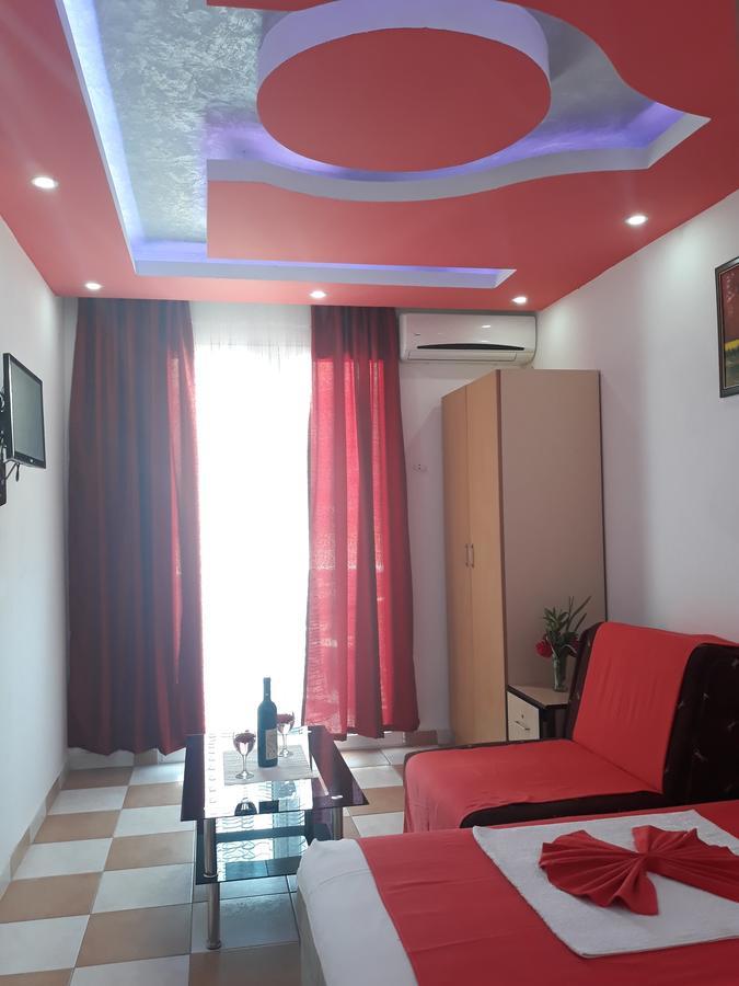 Apartments Aza Dobra Voda Exterior foto